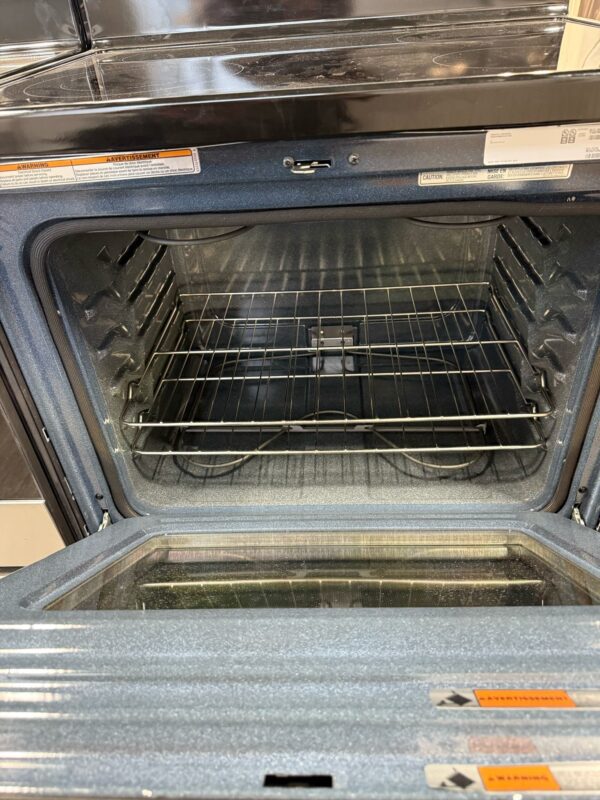 Amana brand new stove, - Image 4