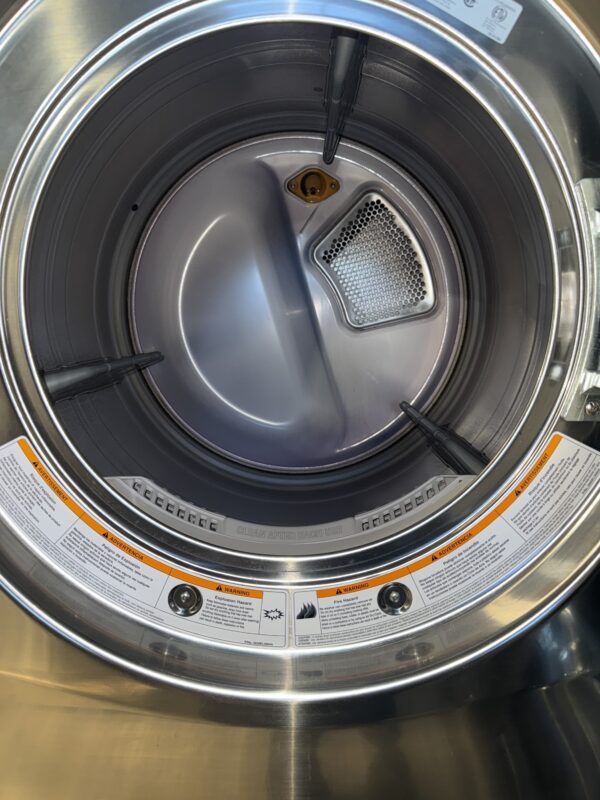 LG Stainless steel front load washer & dryer set - Image 3