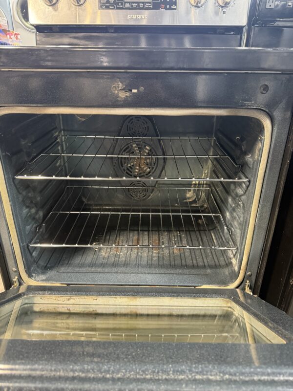 Samsung Stainless Steel Stove - Image 2